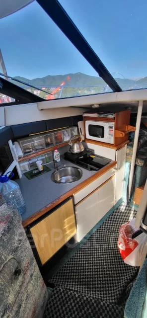 Bayliner. 1991 ���, ����� 10��., ��������� ��� ���������, 500��.�., ������. ��� ����� �� ������������ ����