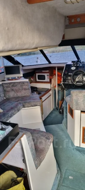 Bayliner. 1991 ���, ����� 10��., ��������� ��� ���������, 500��.�., ������. ��� ����� �� ������������ ����