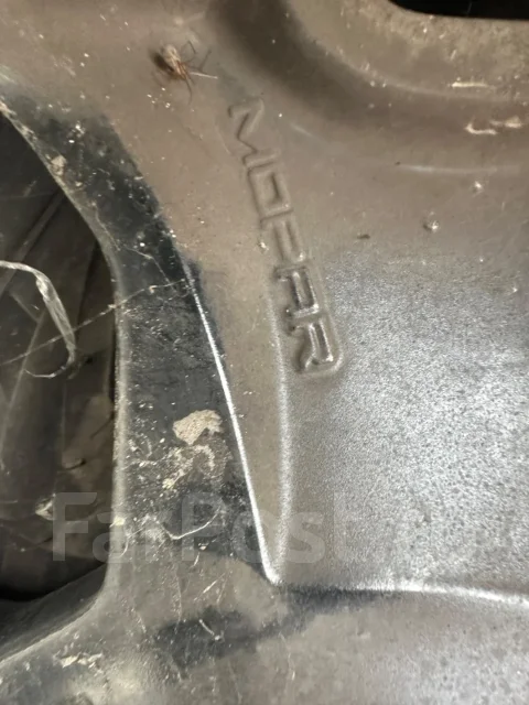 Jeep. 7.5x17", 5x127, ET44. ��� ����� �� ������������ ����