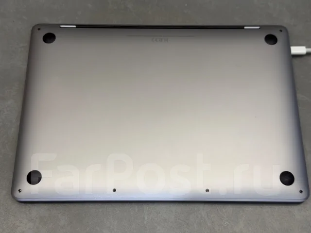 Apple MacBook Pro 13 2020. 13", ��� 512 ��, ���� 8���, WiFi: 1, Bluetooth: 1 ����