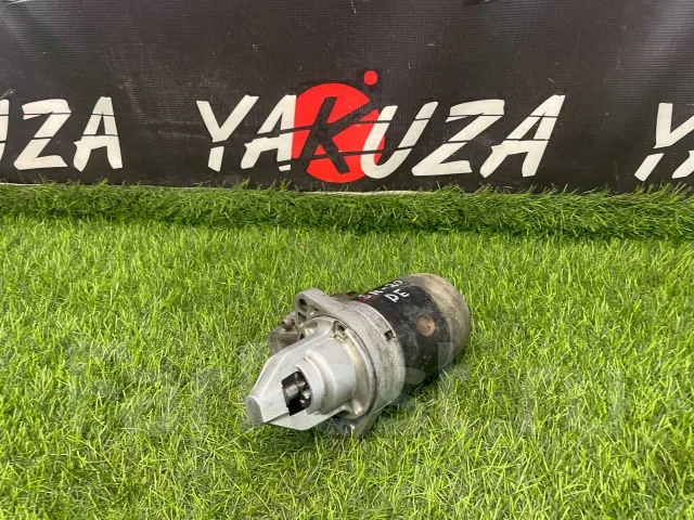 ������� Nissan SR20DE 233002J200 ����