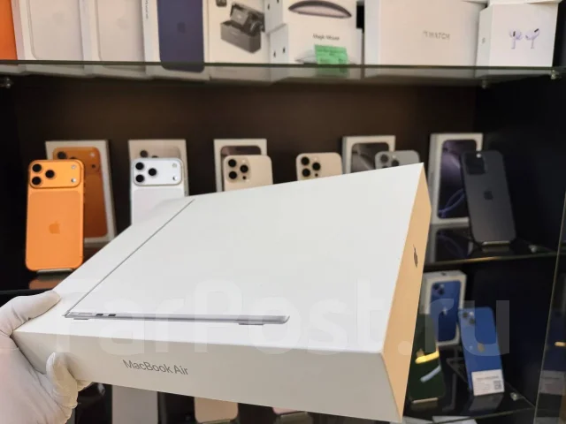 Apple MacBook Air 13 2026. 13.6", 4,6����, ��� 16 ��, ���� 1 024���, WiFi: 1, Bluetooth: 1, ����������� �� 18��. ����
