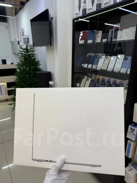 Apple MacBook Air 13 2026. 13.6", 4,6����, ��� 24 ��, ���� 1 024���, WiFi: 1, Bluetooth: 1, ����������� �� 18��. ����