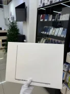 Apple MacBook Air 13 2026. 13.6", 4,6����, ��� 24 ��, ���� 1 024���, WiFi: 1, Bluetooth: 1, ����������� �� 18��. ����