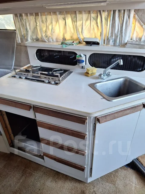 Carver. 1991 ���, ����� 8,5��., ��������� ������������, 410��.�., ������ ����