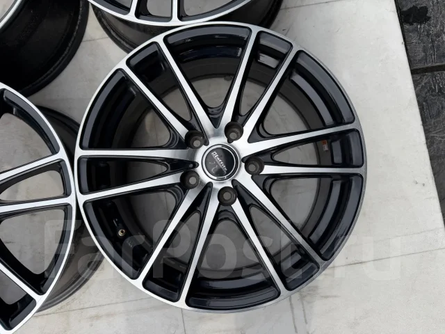 Hot Stuff Laffite. 7.0x17", 5x114.3, ET48, �� 73,1���. ����