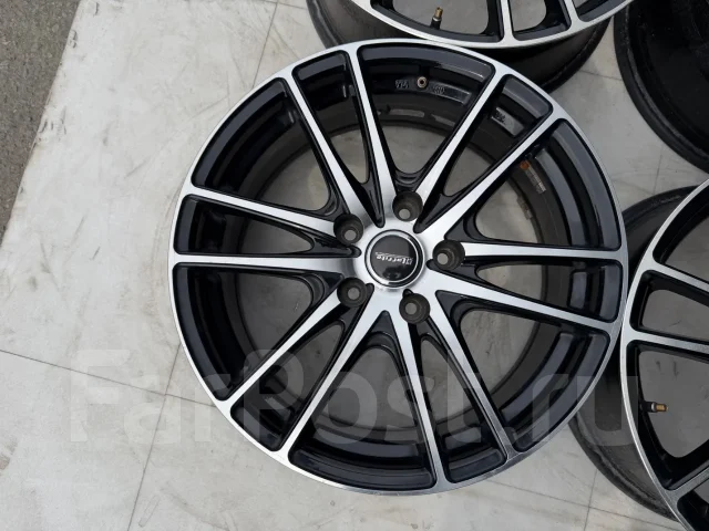 Hot Stuff Laffite. 7.0x17", 5x114.3, ET48, �� 73,1���. ����