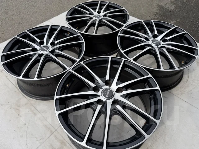 Hot Stuff Laffite. 7.0x17", 5x114.3, ET48, �� 73,1���. ����
