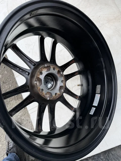 Hot Stuff Laffite. 7.0x17", 5x114.3, ET48, �� 73,1���. ����