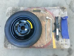 MLJ KMC KM696 Pivot