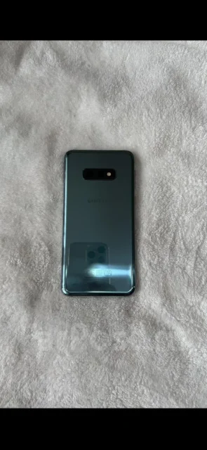 Samsung Galaxy S10e. �/�, 128 ��, ���������, 4G LTE, NFC, eSIM, ������� �������, ������������ ������� ����
