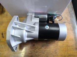 ������� STIS004 3708100TAR 4JG2 4JB1 4JA1 12V Hitachi 2.8kw 8-97112-549-0 ����
