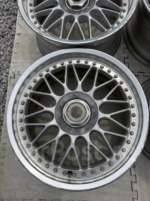 Riverside. 8.0/9.0x17", 4x114.3, 5x114.3, ET39/35, �� 72���. ����