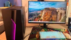 AOC. 24.5", ���������� �� (LCD, LED, QLED) ����