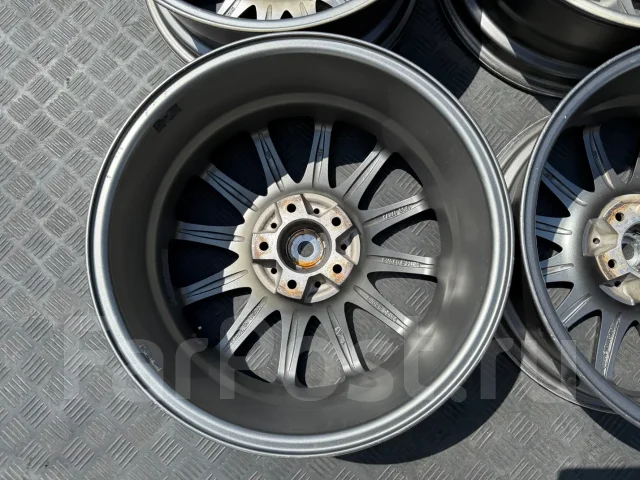 Hot Stuff Cross X-Speed. 7.0x17", 5x114.3, ET38, �� 73���. ����