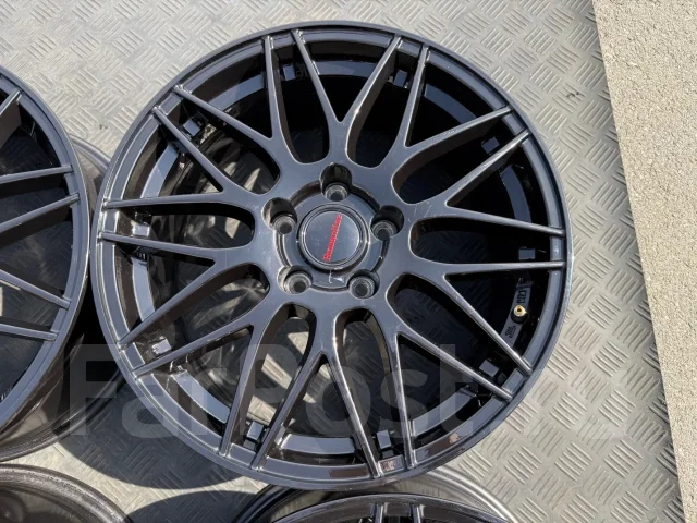 Treasure One Humanline. 7.0x17", 5x114.3, ET38, �� 73���. ����