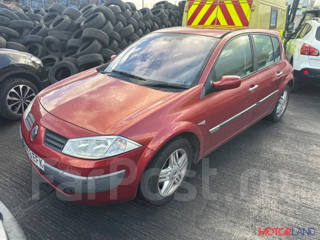 ������� Renault Megane 2 2002-2009 21202461 233004003R ����