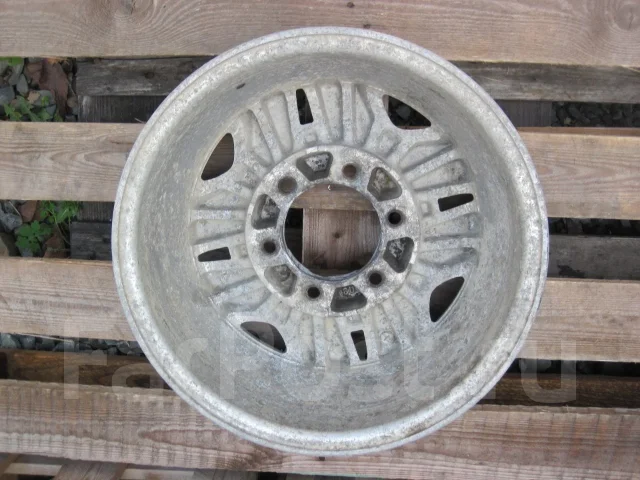 Toyota. 7.0x15", 6x139.7, ET10, �� 106���. ����