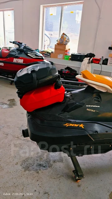 BRP Sea-Doo Spark. 2019 ��� ����