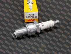 ����� ��������� NGK BP5ES-11 / BP5ES11 BP5ES11 ����