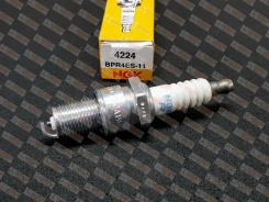 ����� ��������� NGK BPR4ES-11 / BPR4ES11 BPR4ES11 ����