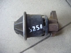 ������ EGR 18011-P8C-A00 ����