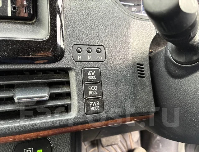 Toyota Noah. ZWR80, 2ZRFXE ����