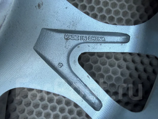 OZ Racing Exclusive. 6.0x15", ET47 ����