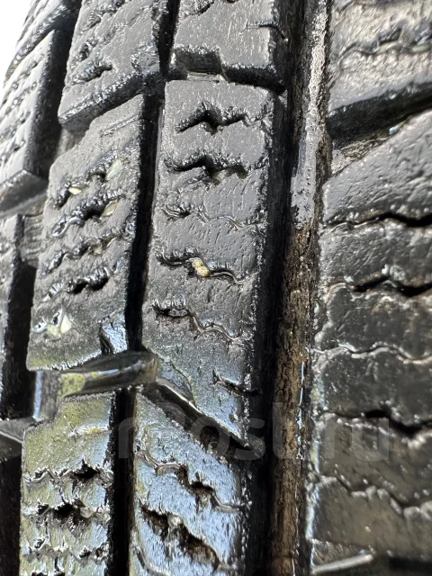 Dunlop Graspic DS3. ������, ��� �����, �/�, ����� 35 % ����