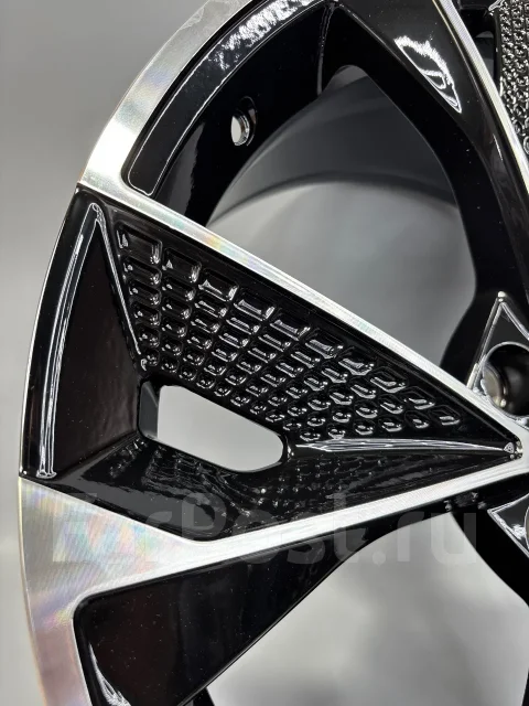 Audi. 8.5x19", 5x112, ET35, �� 66,5���. ����