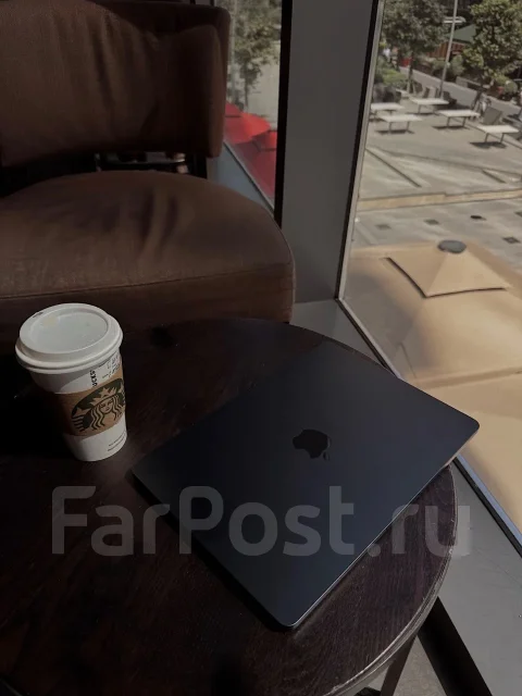 Apple MacBook Pro 14. 14.2", 120����, ��� 24 ��, ���� 1 000���, WiFi: 1, Bluetooth: 1, ����������� �� 24��. ����
