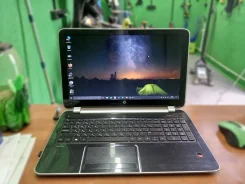HP Pavilion 15-n008sr. 15.6", 2����, ��� 8 ��, ���� 256���, WiFi: 1, Bluetooth: 1, ����������� �� 2��. ����
