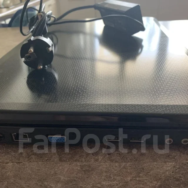 eMachines G725. 17.3", 2,1����, ��� 3072 ��, ���� 1���, WiFi: 1, Bluetooth: 1, ����������� �� 1��. ����