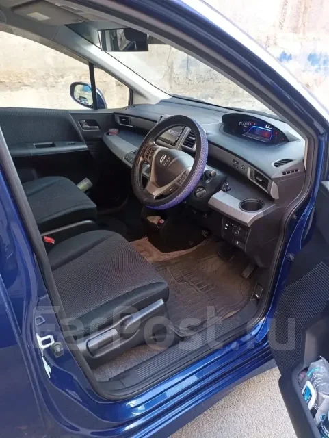 Honda Freed. ��������, ��������, 1.0 (88��.�.), ������, 204 000����. �� ����