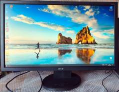 Acer. 24", ���������� �� (LCD, LED, QLED) ����