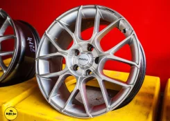 MOMO Revenge. 8.0x18", 5x120, ET35, �� 79���. ����