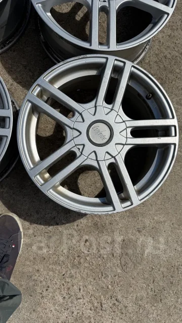 MOMO. 7.0x16", 5x100, 5x114.3, ET53 ����