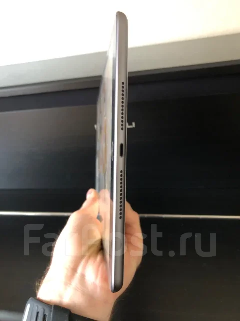 Apple iPad 7. 10.2 ������, ������ 128 �� ����