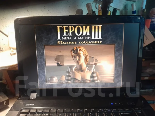Dell. 17", 1,6����, ��� 2048 ��, ���� 100���, WiFi: 1, Bluetooth: 1 ����