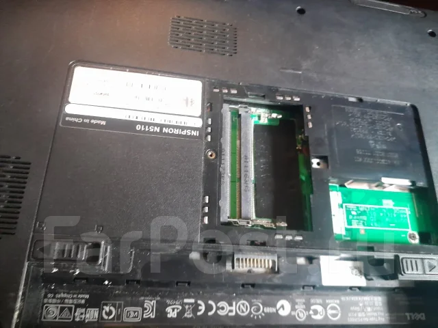 Dell. 17", 1,6����, ��� 2048 ��, ���� 100���, WiFi: 1, Bluetooth: 1 ����
