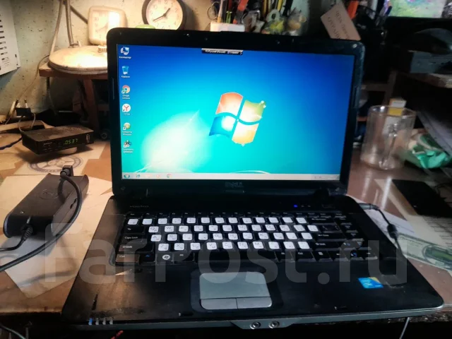 Dell. 17", 1,6����, ��� 2048 ��, ���� 100���, WiFi: 1, Bluetooth: 1 ����