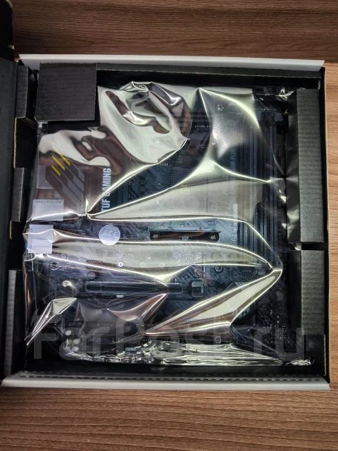 AMD B550 ����