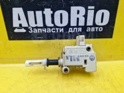 ��������� ����� ��������� Volkswagen Passat 2001 3B5827061C B5+ AWM 3B5827061C ����