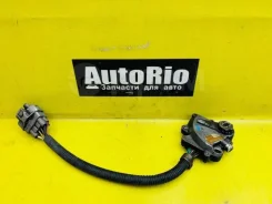 ������ ��������� ��������� ���� Mitsubishi Pajero iO MR528677 H76W 4G93 MR528677 ����