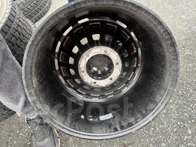 Hot Stuff Barkley Hardrock. 8.0x17", 6x139.7, ET20, �� 110���. ����
