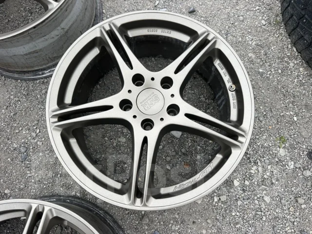 SSR Integral GT1. 7.0/8.0x17", 5x114.3, ET45/38. ��� ����� �� ������������ ����