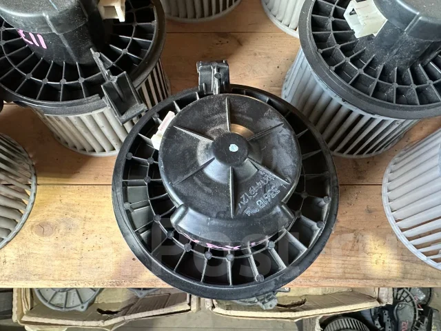 ����� ����� Nissan AD, Wingroad 33618 ����