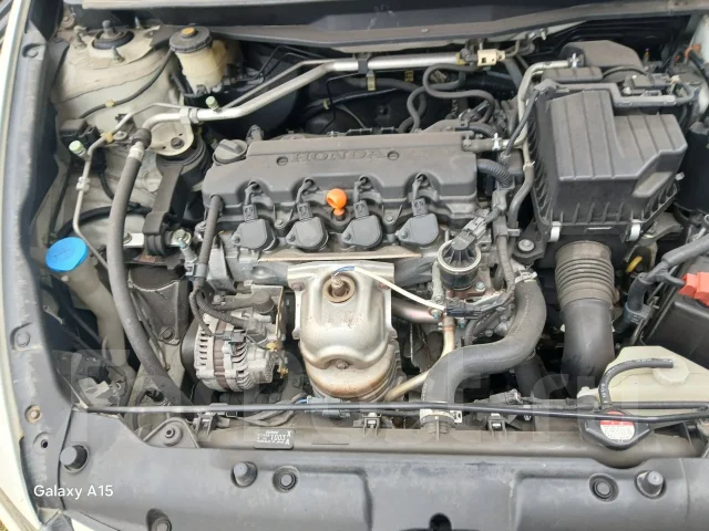 Honda Stream. RN6 ����