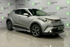 Toyota C-HR. �������, 4wd, 18.0 (98��.�.), ������, 136 000����. �� ����