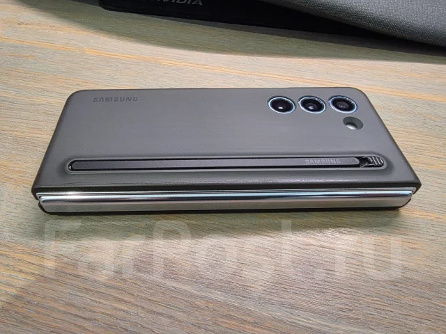 Samsung Galaxy Z Fold5. �/�, 512 �� ����
